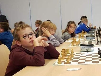 La première marche du podium pour Gabriel, à Mundolsheim. Vu sur le site de Mundolsheim : http://ce-mundo.clubeo.com/